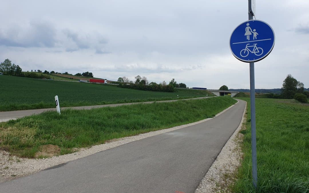 Bau eines Geh- und Radwegs zwischen Rohrbach und Waal